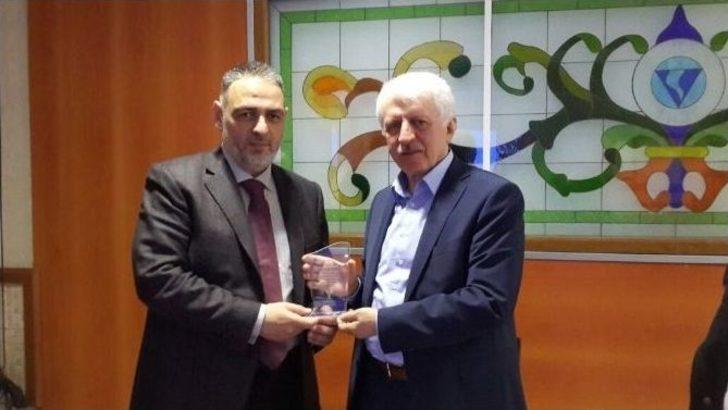 Hacıeyüpoğlu Sakva Yönetim Kurulu Başkanlığı Görevine Yeniden Seçildi G5