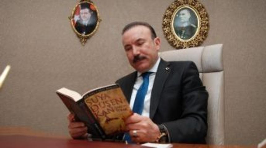 Başkan Doğan &ldquo;kitapların Olmadığı Bir D&uuml;nya D&uuml;ş&uuml;n&uuml;lemez&rdquo;