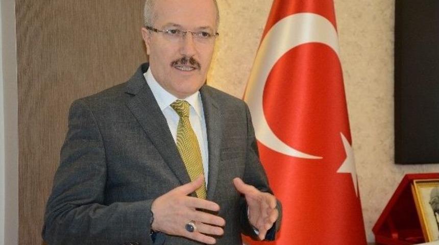 "t&uuml;rkiye&rsquo;de &Ccedil;&ouml;pe Atılan Ekmeklerle 18 Havaalanı Yapılabilir"