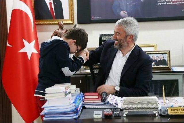 Arda’dan Cumhurbaşkanı’na Selam Var