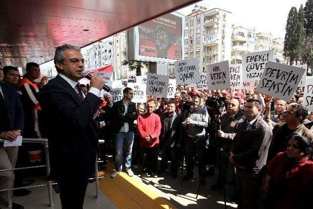 Yerel Seçimlerin Birinci Yılına Karşıyaka’da Coşkulu Kutlama