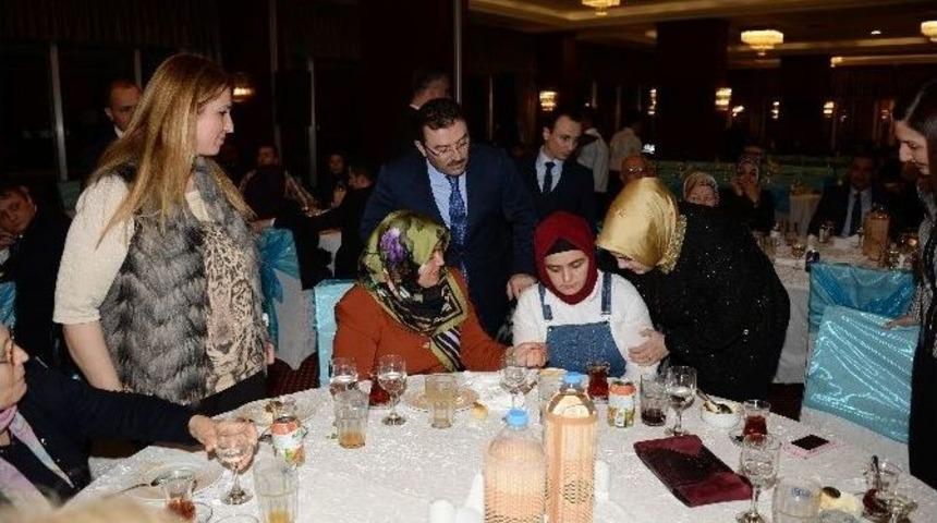 İstanbul İl Emniyet M&uuml;d&uuml;r&uuml; Altınok Şehit Ailelerini Ağırladı