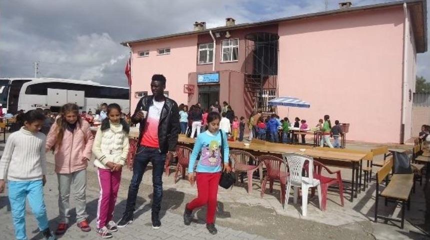 İlgi&rsquo;siz &Ouml;ğrencilerden İlgi &Ccedil;eken &Ccedil;alışma