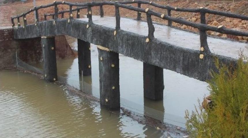 G&ouml;letten Balık Ka&ccedil;ışına Fileli &Ouml;nlem