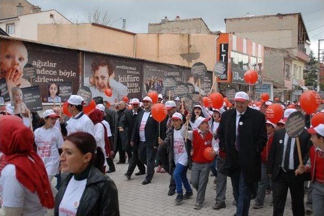 Bolvadin’de “küfre Hayır, Ağızlar Kirlenmesin” Yürüyüşü