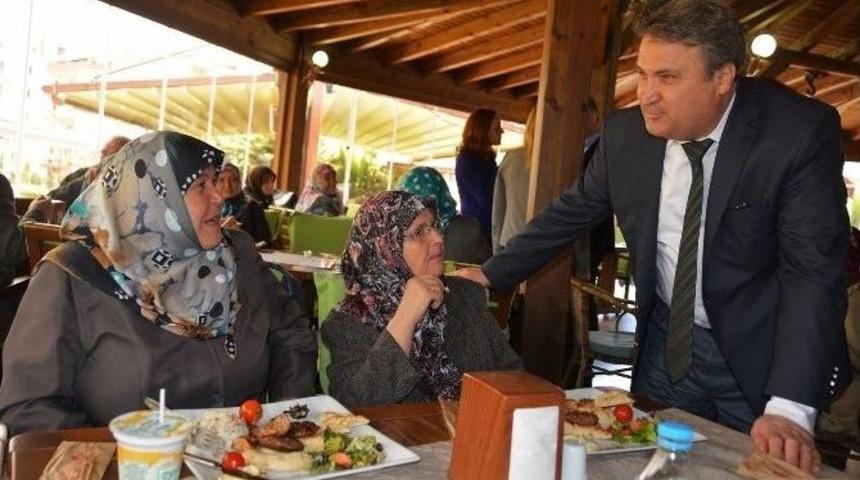 Yunusemre Belediyesi, &lsquo;yaşlılar K&ouml;y&uuml;&rsquo; Oluşturuyor