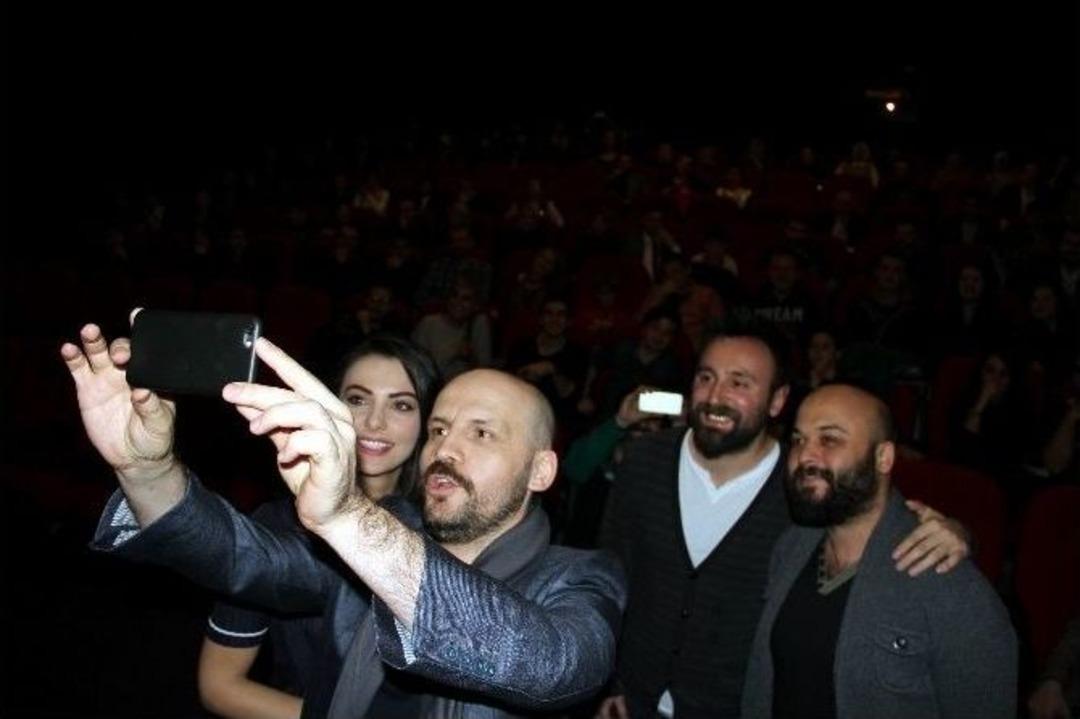 Yeşilyurt Avm&rsquo;de &ldquo;g&uuml;vercin U&ccedil;uverdi&rdquo; Galası