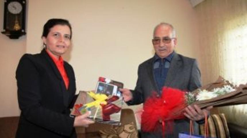 67 Yaşına Kadar 20 Bin Kitap Okudu