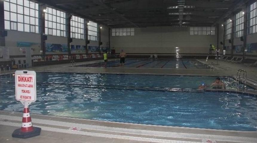Şanlıurfa B&uuml;y&uuml;kşehir&rsquo;den Vatandaşlara &Uuml;cretsiz Havuz