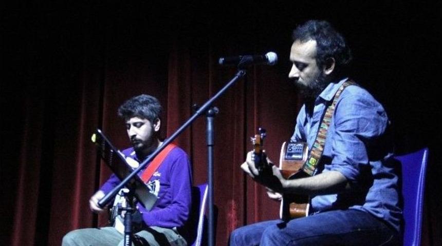 &ldquo;ağa&ccedil; İrfan&rdquo; Oyunu Şişlililerle Buluştu