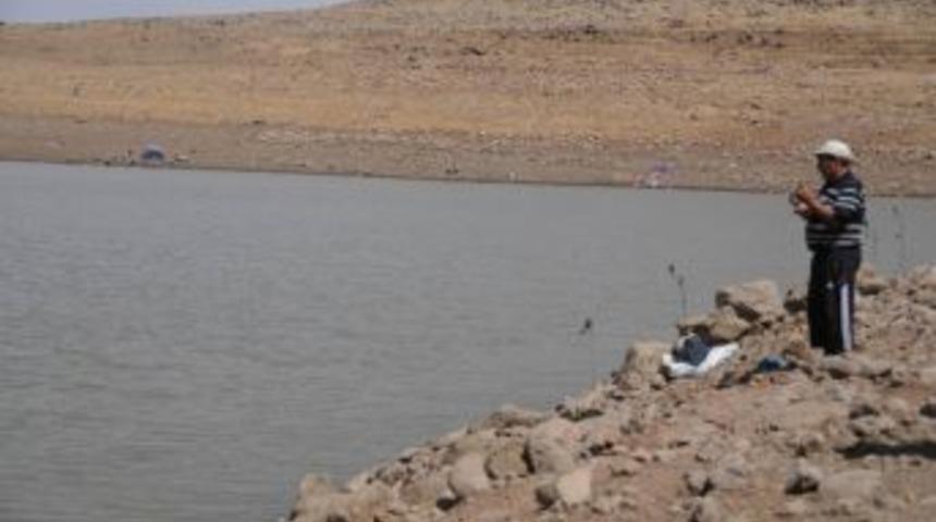 Tatlı Su Kaynaklarında Balık Avlanması Yasak