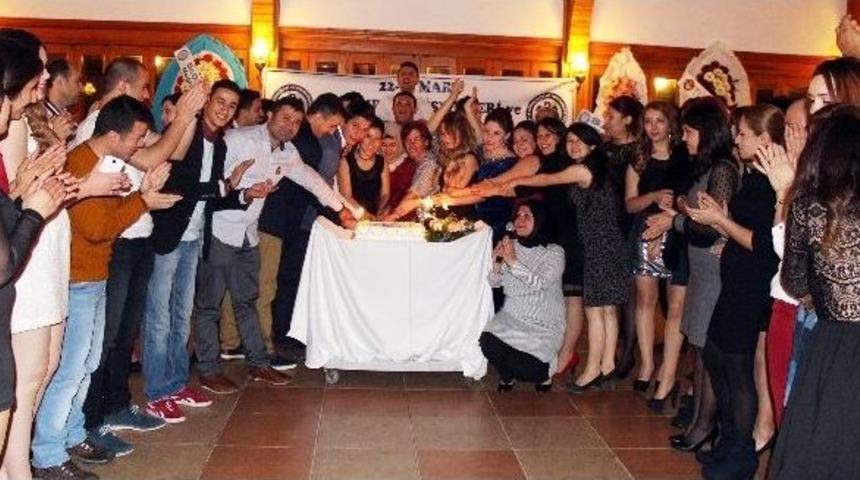 Attder G&uuml;n&uuml;n&uuml; Coşkuyla Kutlandılar