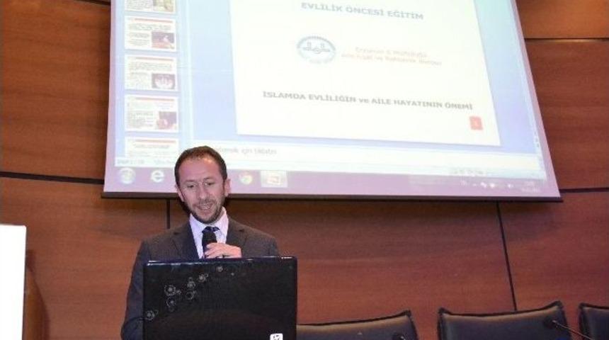 &Uuml;niversite &Ouml;ğrencilerine &ldquo;aile Ve Yaşam Becerileri&rdquo; Eğitimi