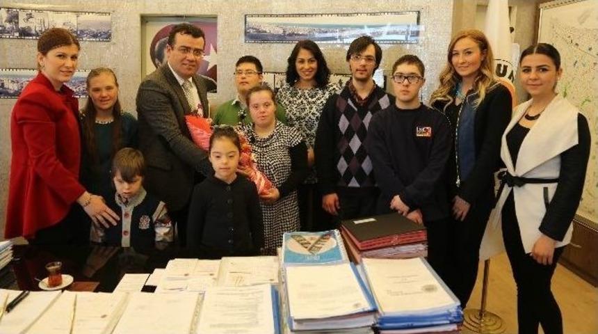 Melek Y&uuml;zl&uuml;lerden Taş&ccedil;ı&rsquo;ya Ziyaret