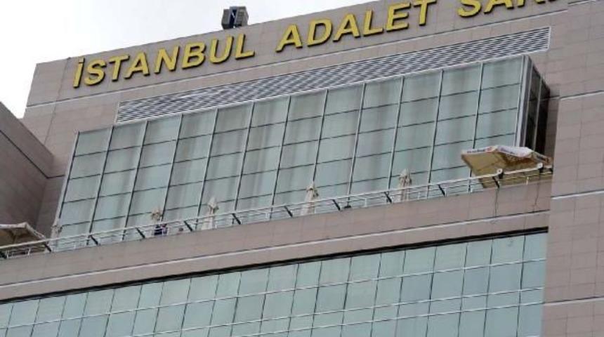 Berkin Elvan Soruşturmasının Y&uuml;r&uuml;ten Savcının Odasına Silahlı Kişiler Girdi