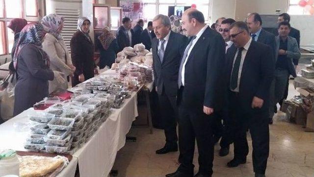 Osmaneli’de Öğrenci Yararına Kermes