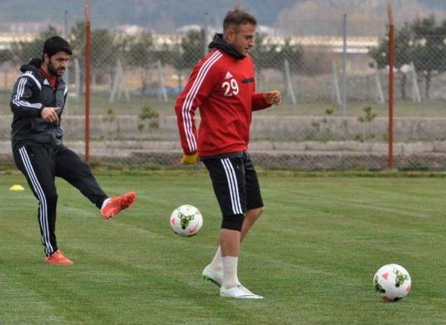 Medicana Sivasspor Sergen'siz Çalıştı