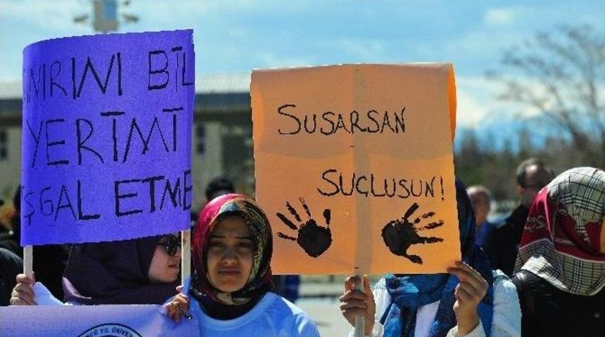 Van’da "toplu Taşıtlarda Tacize Son" Yürüyüşü