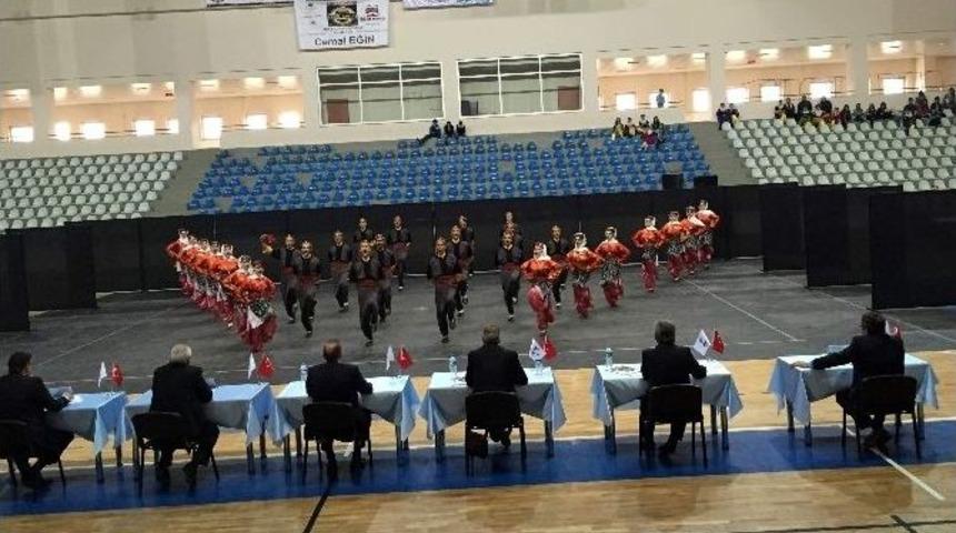 Adıyaman Hem Halkoyunlarında B&ouml;lge Birincisi Oldu