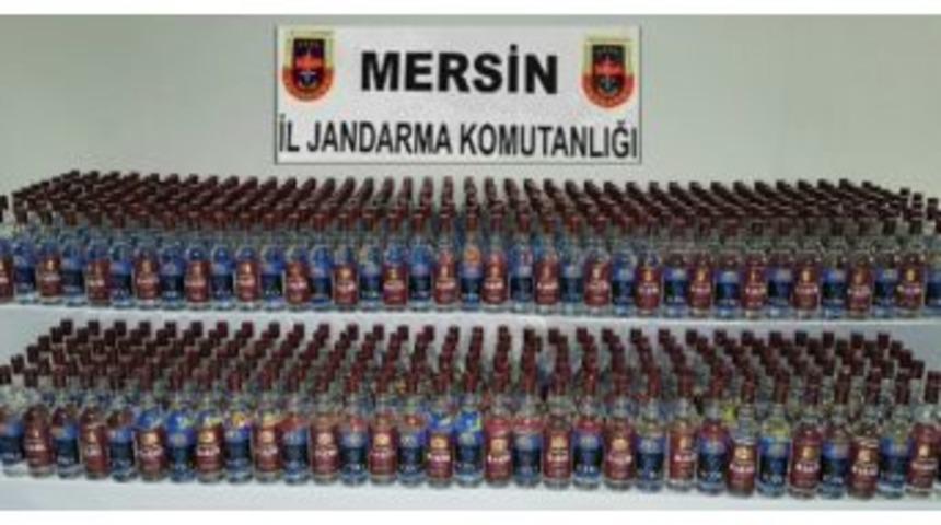 Jandarma Ekipleri 600 Şişe Ka&ccedil;ak İ&ccedil;ki Ele Ge&ccedil;irdi