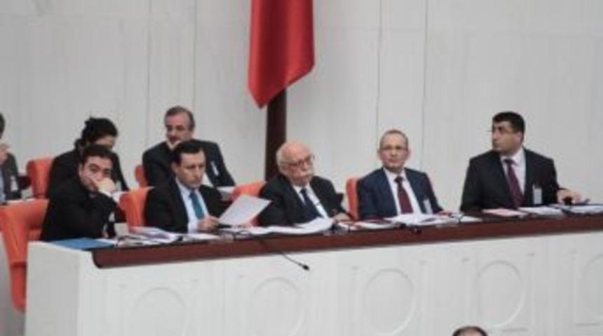 &Uuml;&ccedil; Yeni &Uuml;niversite Kurulmasını &Ouml;ng&ouml;ren Kanun Teklifi Meclis&rsquo;te