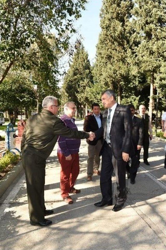 Seyhan Belediyesi’nden Askeri Hastaneye Kamelya