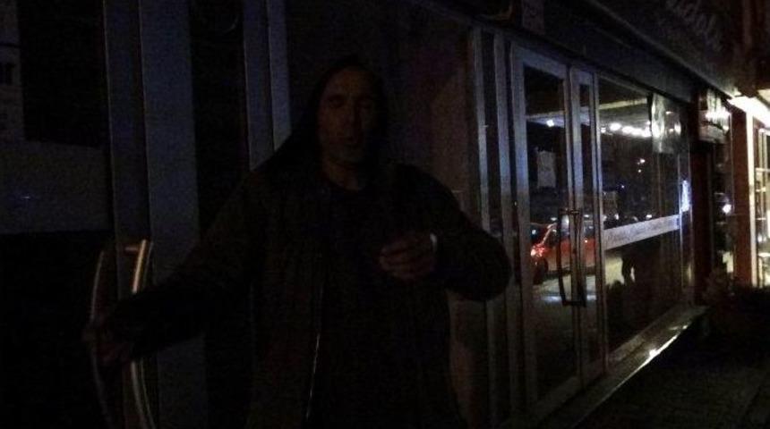 En İlgin&ccedil; &rsquo;elektrik Kesintisi&rsquo; Protestosu