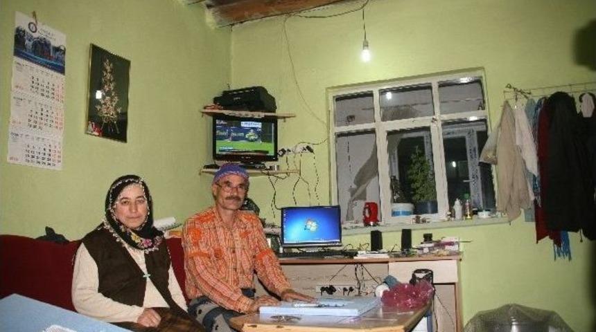 R&uuml;zgar Ve G&uuml;neşten Elektrik &Uuml;retti, Kesintiden Etkilenmedi
