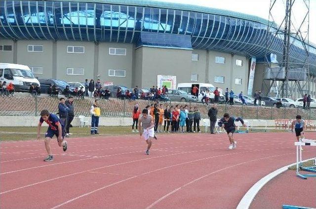 Puanlı Atletizmde Kupa Ve Madalaya Coşkusu 2