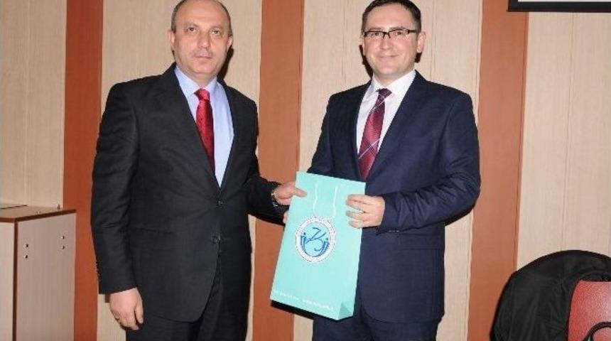 &Uuml;niversitede Kurum Sınavları Konferansı