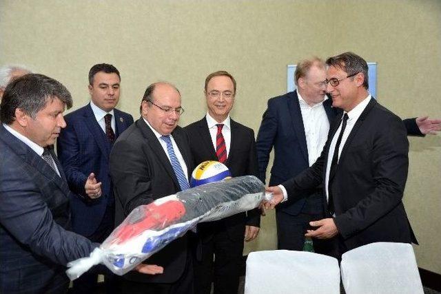 G&ouml;kova&rsquo;da Plaj Voleybolu Almanya Finali Ve Kite Surf Festivali D&uuml;zenlenecek 1