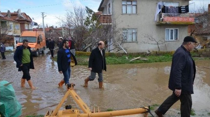 Şuhut&rsquo;ta Yaşanan Sel Baskının Ardından