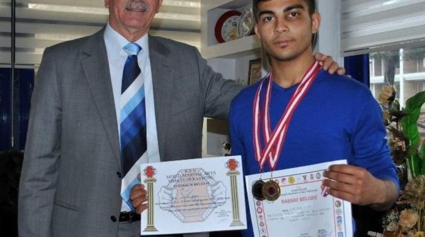 Başkan Kale&rsquo;den Spor Sanatları T&uuml;rkiye İkincisi &Ouml;zbey&rsquo;a Tebrik