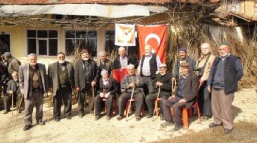 Dağ Y&ouml;resi K&ouml;ylerine Meyve Fidanı