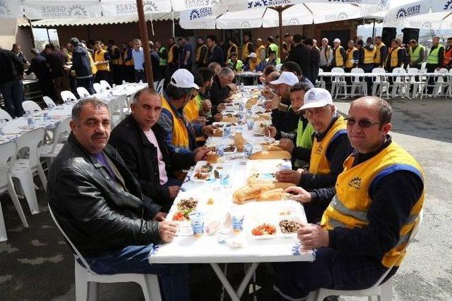 Başkan K&ouml;şker Fen İşleri Personeli İle Bir Araya Geldi 1