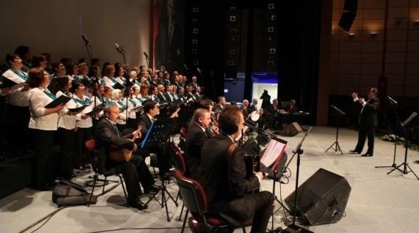 T&uuml;rk Halk Ve T&uuml;rk Sanat M&uuml;ziği Korusu Konserde Buluşacak