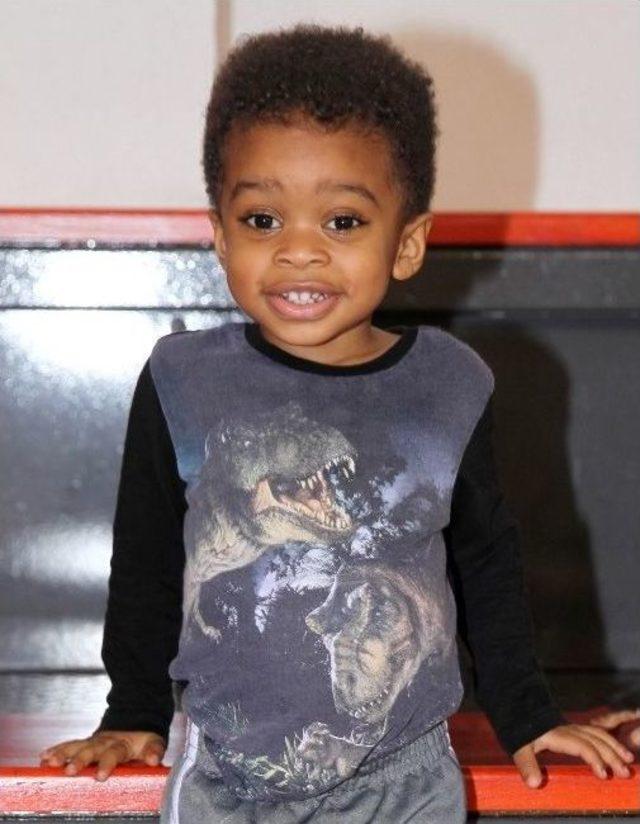 Babası Atıyor O Coşturuyor 1