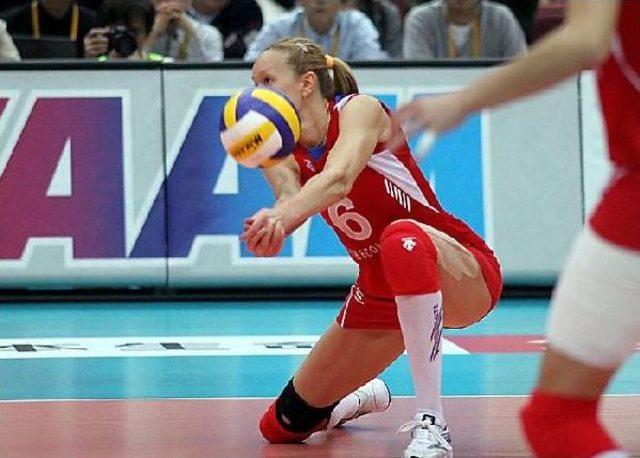 Bursa Büyükşehirli Bayan Voleybolcular Finale Hazırlanııyor