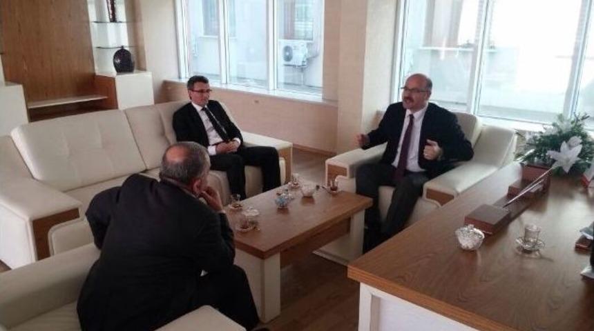 İskenderoğlu&rsquo;dan Serbest Muhasebeci Mali M&uuml;şavirler Odası&rsquo;na Ziyaret
