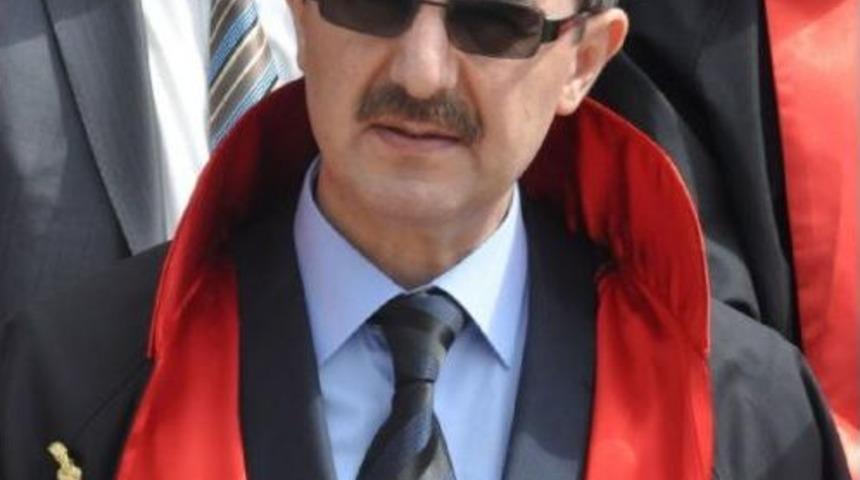 Trabzon Adliyesi&rsquo;Nde Şehit Savcı Kiraz I&ccedil;in Eylem