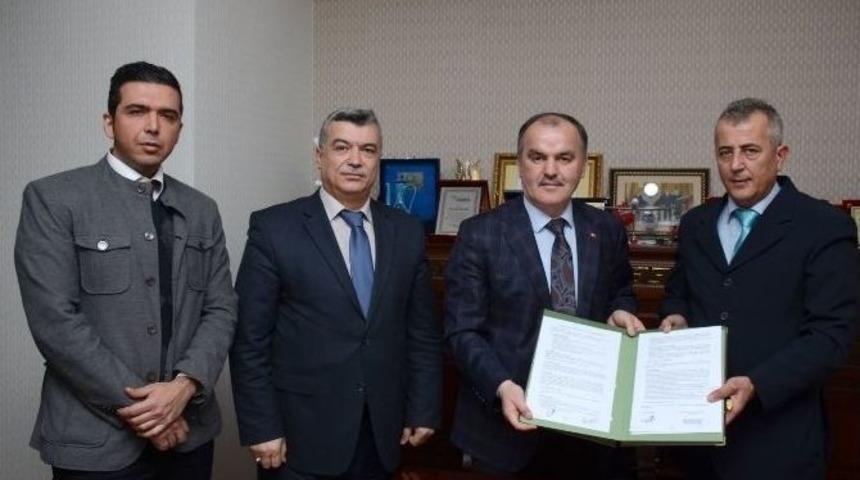 Atık Yağlar Geri D&ouml;n&uuml;ş&uuml;me Kazandırılacak