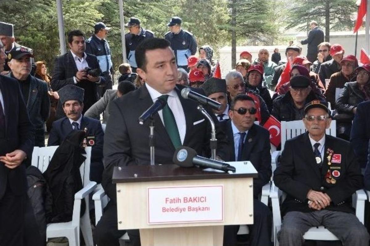 2.&rsquo;inci İn&ouml;n&uuml; Zaferi T&ouml;renle Kutlandı