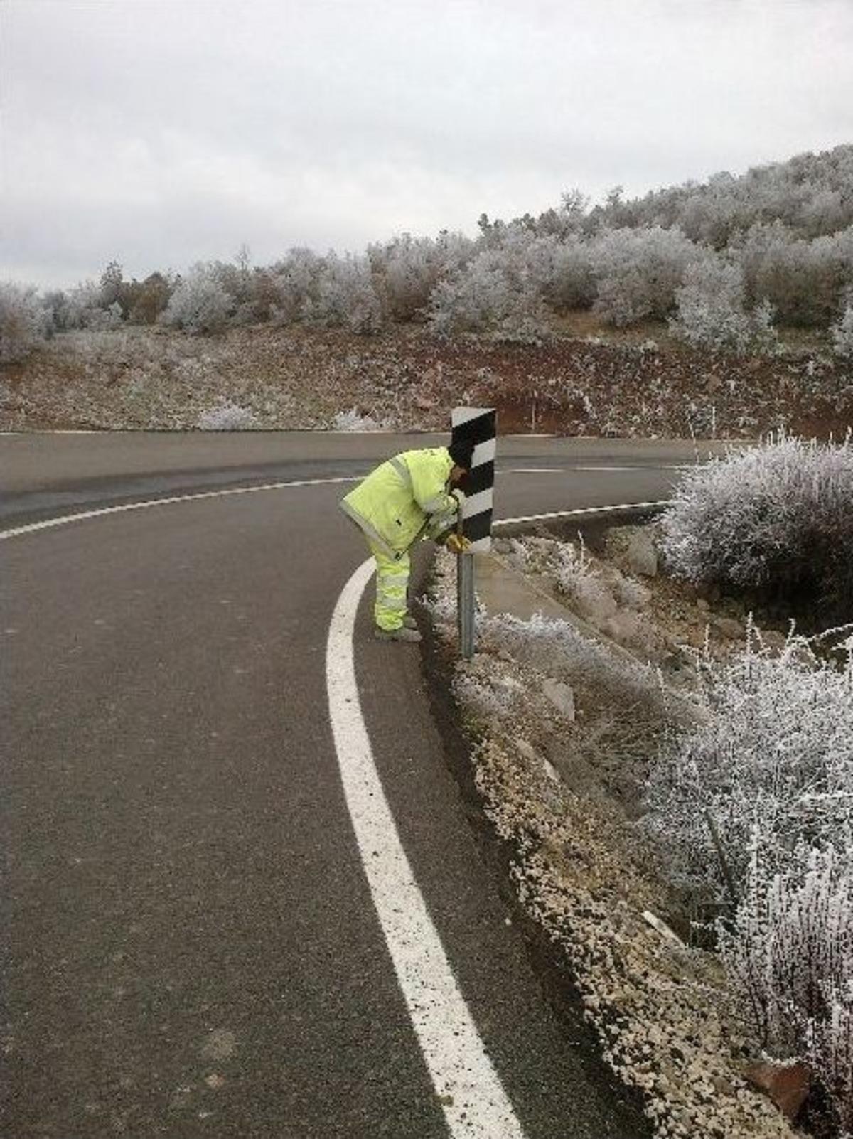 Yeni İl&ccedil;elerde Yeni Uyarı Ve Y&ouml;n Levhaları