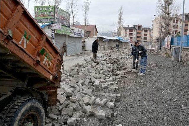 Hakkari’de Yol Yapım Çalışması