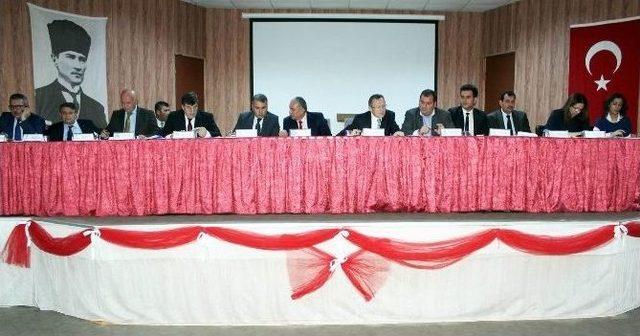 Başkan Uğur, Manyas&rsquo;ta Muhtarlarla Toplantı Yaptı 2