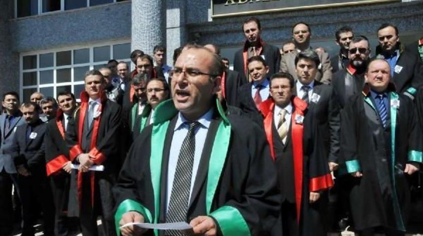 Yalova Adliyesi'nde Savcı Kiraz'ın Şehit Edilmesi Kınandı