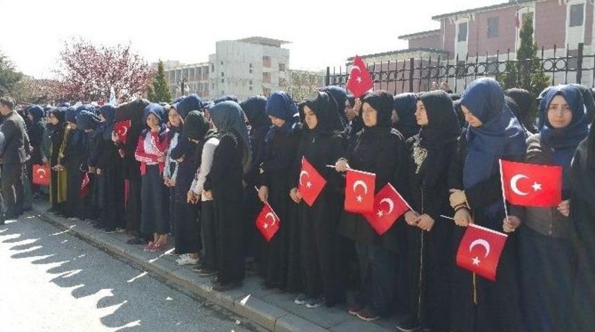 Savcı Kiraz İ&ccedil;in D&uuml;zce Adliyesi&rsquo;nde Toplandılar