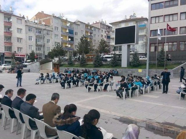 Akdağmadeni İlçesinde Kitap Okuma Etkinliği