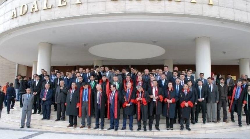 Şanlıurfa&rsquo;da Yargı, Savcı Kiraz&rsquo;a Yapılan Saldırıyı Kınadı