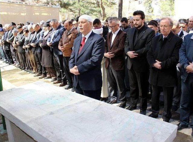 Şehit Savcı Mehmet Selim Kiraz İçin Kütahya’da Gıyabi Cenaze Namazı